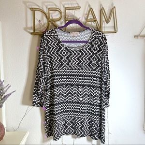 🌸PHILOSOPHY | Black & White Long Sleeve Top